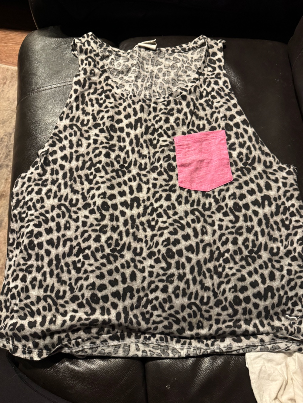 VS Pink Leopard Print Tank Top with Hot Pink Pocket